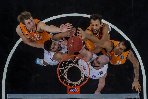 库杜斯相近 库杜斯相近