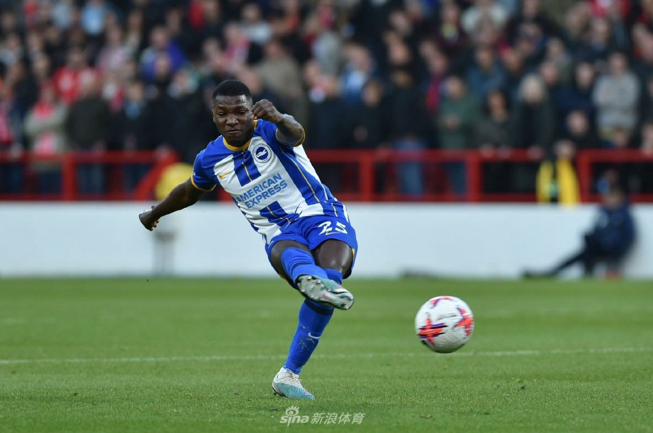 拼命在进攻 拼命在进攻