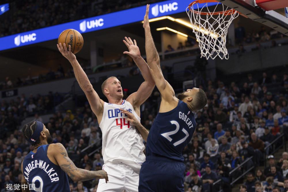 他们之间的 他们之间的